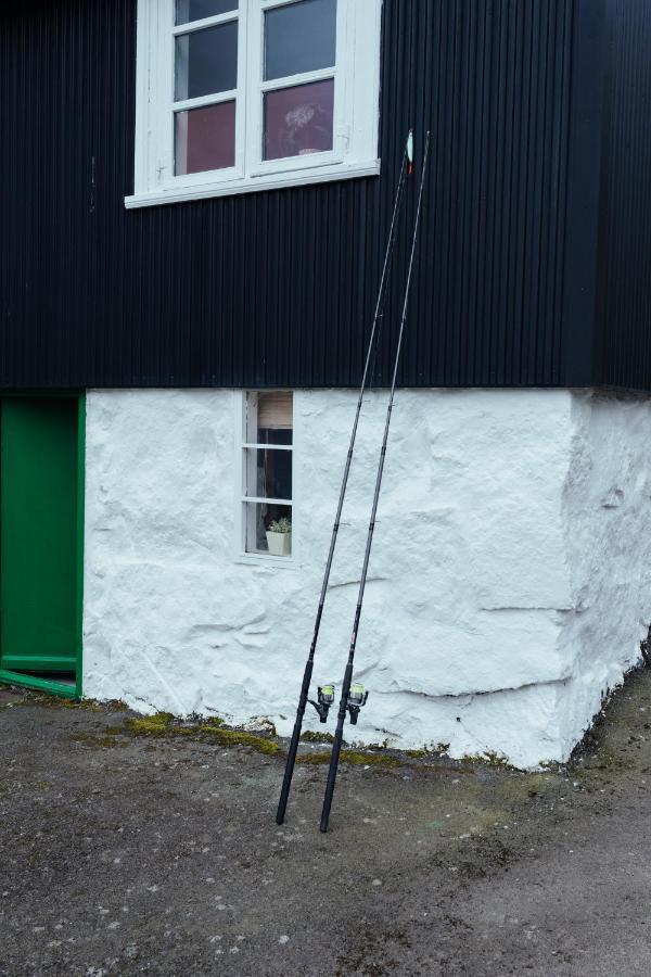 Hellurnar Authentic Faroese House / Unique Location / Nature מראה חיצוני תמונה